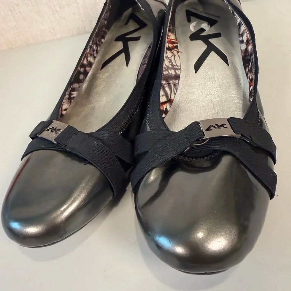 Anne Klein Sport Womens AKDefinitely gray/ Black‎ Patent Wedge Pump US 10M